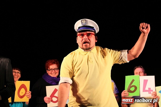 Zdjęcie w galerii na portalu naszraciborz.pl: Ślązisz is easy, czyli występ Kabaretu Młodych Pan&oacute;w w Kuźni Raciborskiej wiadomości z regionu