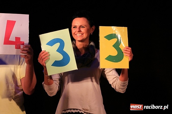 Zdjęcie w galerii na portalu naszraciborz.pl: Ślązisz is easy, czyli występ Kabaretu Młodych Pan&oacute;w w Kuźni Raciborskiej wiadomości z regionu