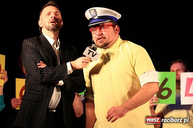 Zdjęcie w galerii na portalu naszraciborz.pl: Ślązisz is easy, czyli występ Kabaretu Młodych Pan&oacute;w w Kuźni Raciborskiej wiadomości z regionu