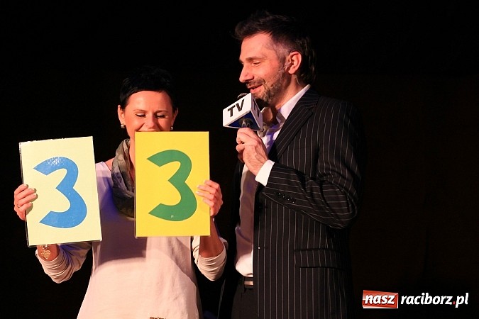 Zdjęcie w galerii na portalu naszraciborz.pl: Ślązisz is easy, czyli występ Kabaretu Młodych Pan&oacute;w w Kuźni Raciborskiej wiadomości z regionu