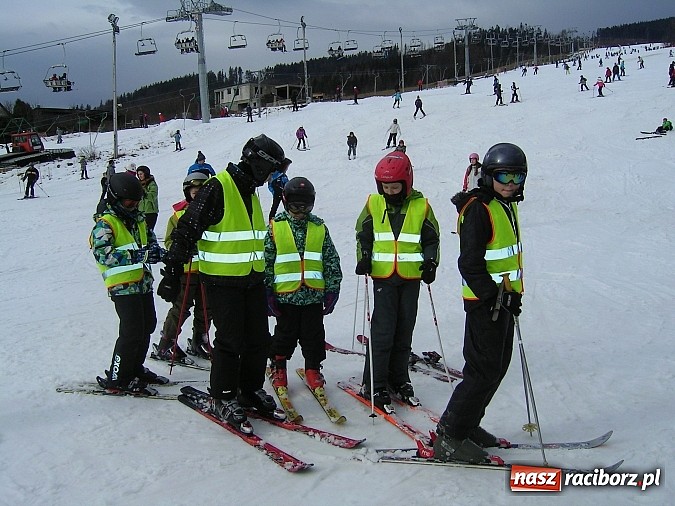 Zdjęcie w galerii na portalu naszraciborz.pl: Tenisiści z TKKF Rafako na obozie zimowym wiadomości z regionu