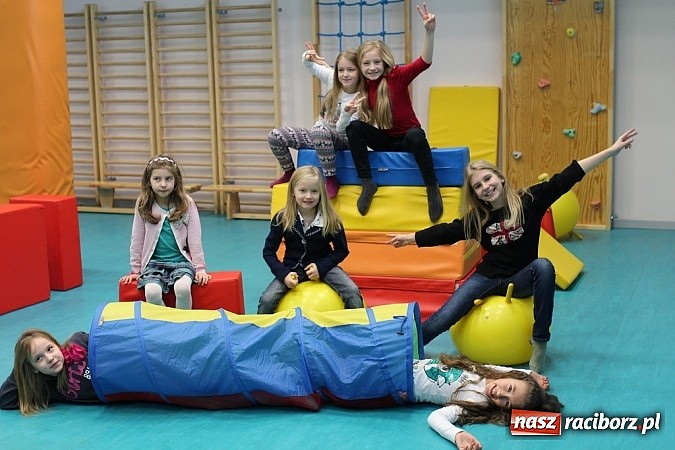 Zdjęcie w galerii na portalu naszraciborz.pl: Raciborscy sportowcy też są Happy! wiadomości z regionu