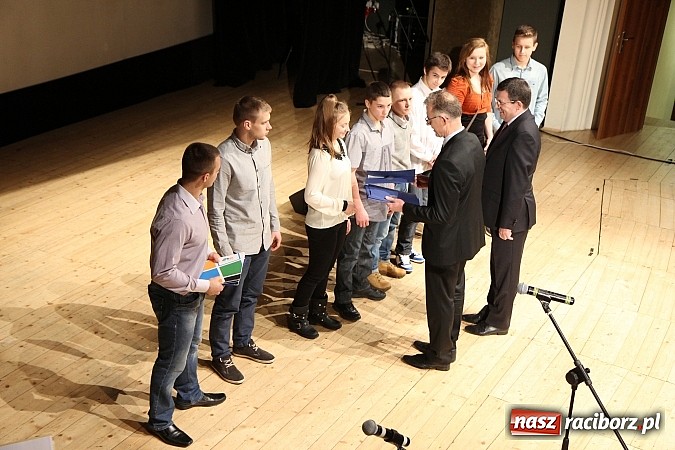 Zdjęcie w galerii na portalu naszraciborz.pl: Raciborska Gala Sportu po raz VII. Championy zostały wręczone wiadomości z regionu