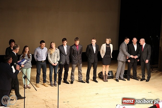 Zdjęcie w galerii na portalu naszraciborz.pl: Raciborska Gala Sportu po raz VII. Championy zostały wręczone wiadomości z regionu