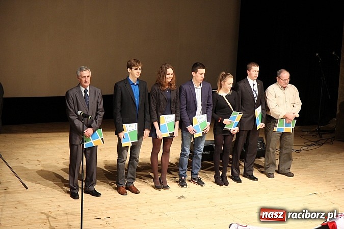 Zdjęcie w galerii na portalu naszraciborz.pl: Raciborska Gala Sportu po raz VII. Championy zostały wręczone wiadomości z regionu