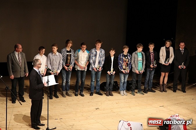 Zdjęcie w galerii na portalu naszraciborz.pl: Raciborska Gala Sportu po raz VII. Championy zostały wręczone wiadomości z regionu