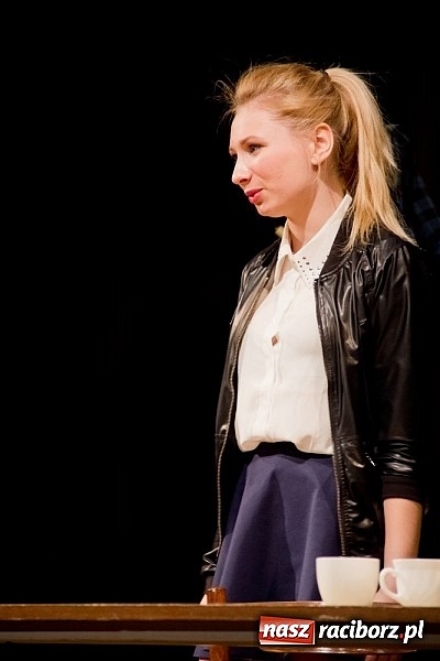 Zdjęcie w galerii na portalu naszraciborz.pl: Wieczór premier na scenie MDK-u wiadomości z regionu