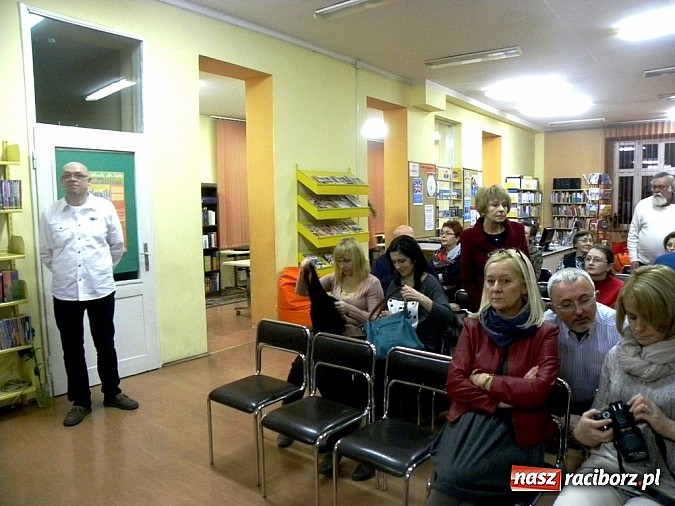 Zdjęcie w galerii na portalu naszraciborz.pl: Skazaniec w bibliotece przy Kasprowicza! wiadomości z regionu