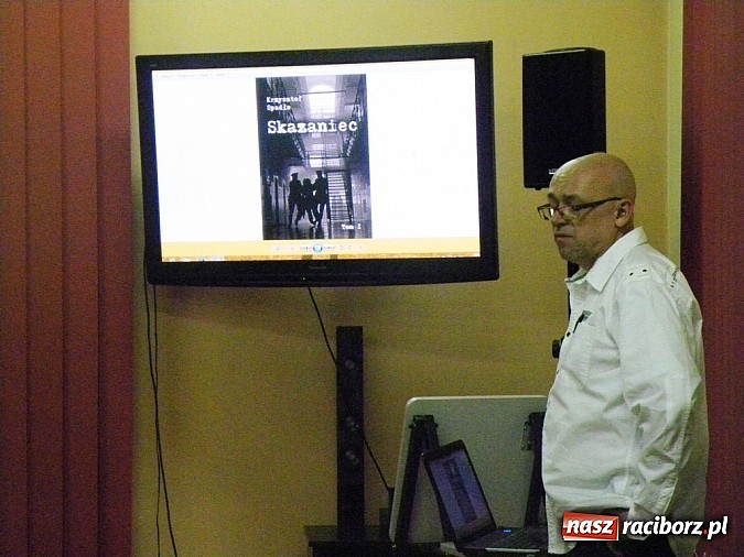 Zdjęcie w galerii na portalu naszraciborz.pl: Skazaniec w bibliotece przy Kasprowicza! wiadomości z regionu