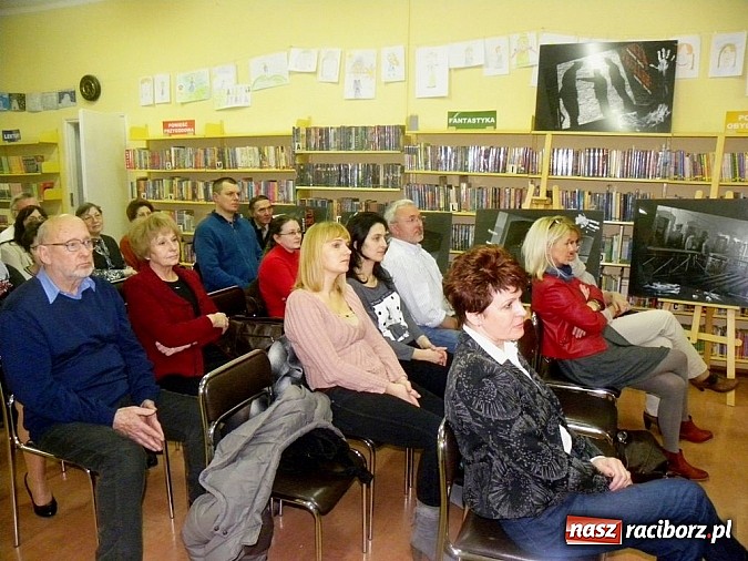 Zdjęcie w galerii na portalu naszraciborz.pl: Skazaniec w bibliotece przy Kasprowicza! wiadomości z regionu