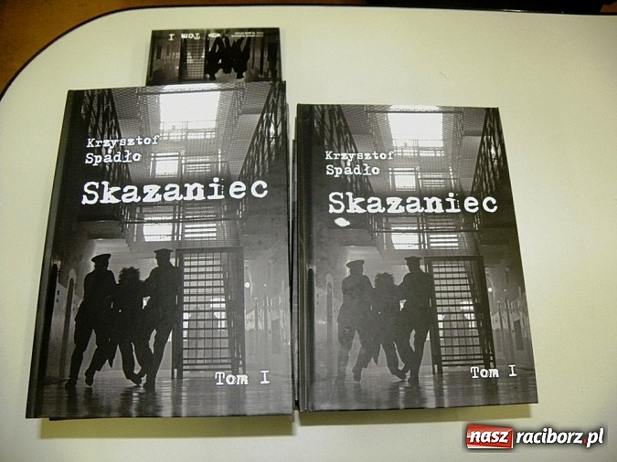 Zdjęcie w galerii na portalu naszraciborz.pl: Skazaniec w bibliotece przy Kasprowicza! wiadomości z regionu