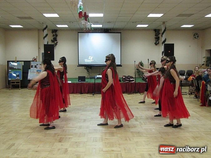 Zdjęcie w galerii na portalu naszraciborz.pl: Bezpieczna rodzina na drodze - Krzanowice podsumowały kampanię profilaktyczną wiadomości z regionu