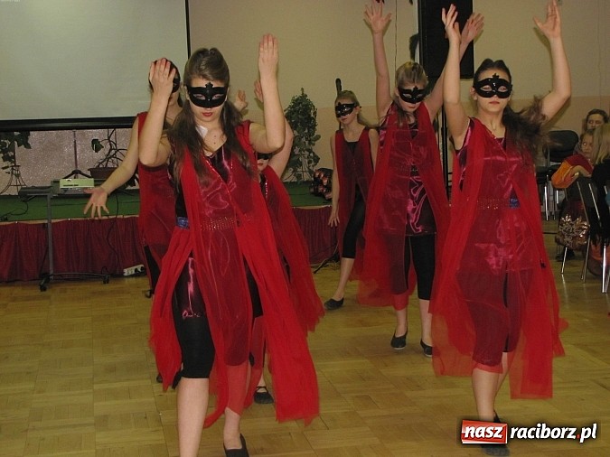 Zdjęcie w galerii na portalu naszraciborz.pl: Bezpieczna rodzina na drodze - Krzanowice podsumowały kampanię profilaktyczną wiadomości z regionu