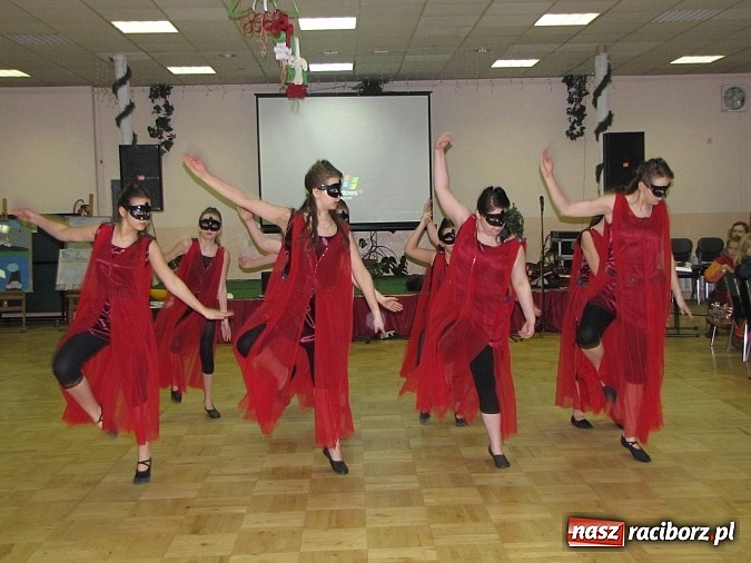 Zdjęcie w galerii na portalu naszraciborz.pl: Bezpieczna rodzina na drodze - Krzanowice podsumowały kampanię profilaktyczną wiadomości z regionu