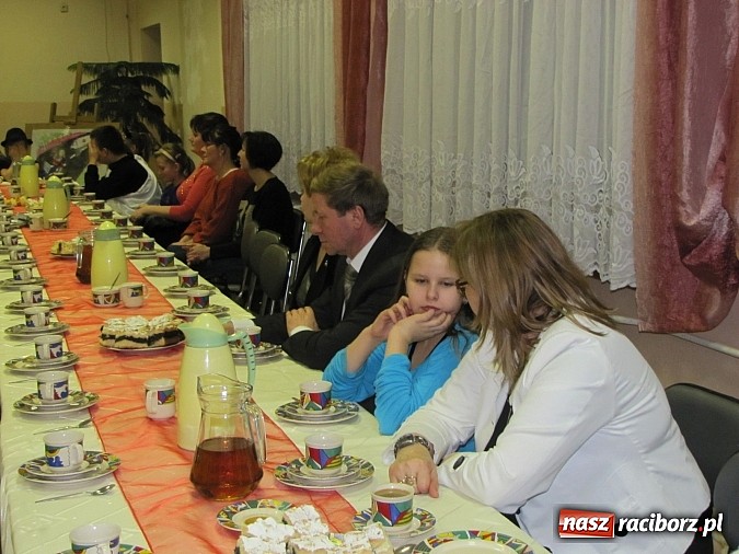 Zdjęcie w galerii na portalu naszraciborz.pl: Bezpieczna rodzina na drodze - Krzanowice podsumowały kampanię profilaktyczną wiadomości z regionu