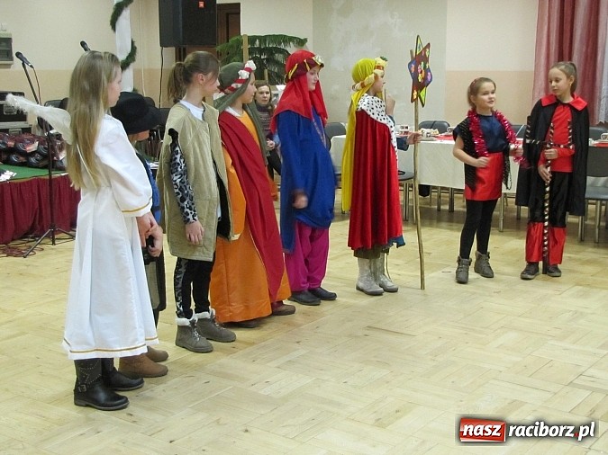 Zdjęcie w galerii na portalu naszraciborz.pl: Bezpieczna rodzina na drodze - Krzanowice podsumowały kampanię profilaktyczną wiadomości z regionu