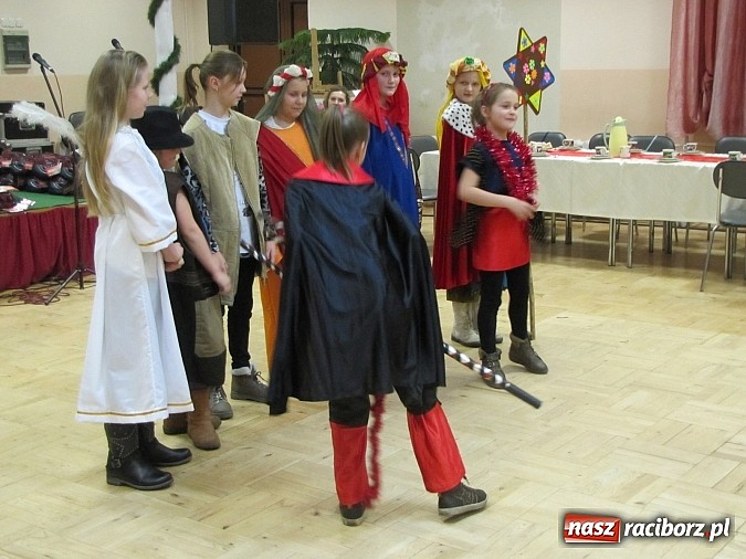 Zdjęcie w galerii na portalu naszraciborz.pl: Bezpieczna rodzina na drodze - Krzanowice podsumowały kampanię profilaktyczną wiadomości z regionu