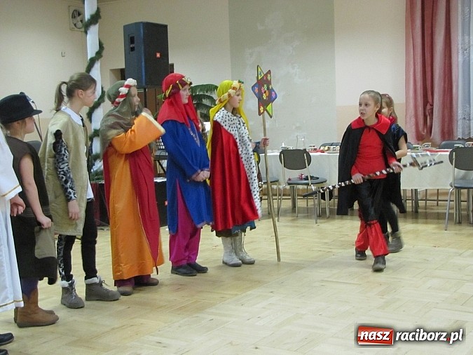 Zdjęcie w galerii na portalu naszraciborz.pl: Bezpieczna rodzina na drodze - Krzanowice podsumowały kampanię profilaktyczną wiadomości z regionu