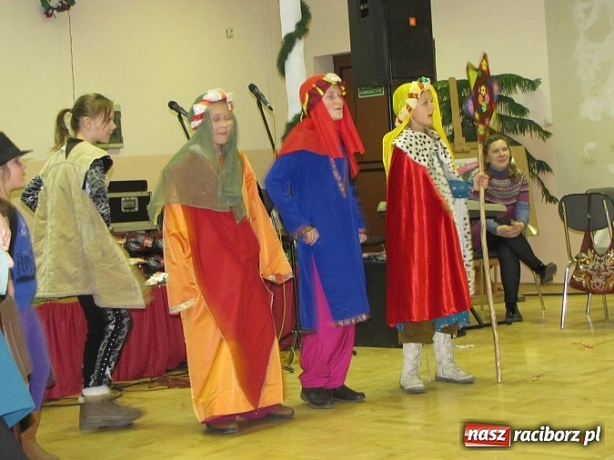 Zdjęcie w galerii na portalu naszraciborz.pl: Bezpieczna rodzina na drodze - Krzanowice podsumowały kampanię profilaktyczną wiadomości z regionu