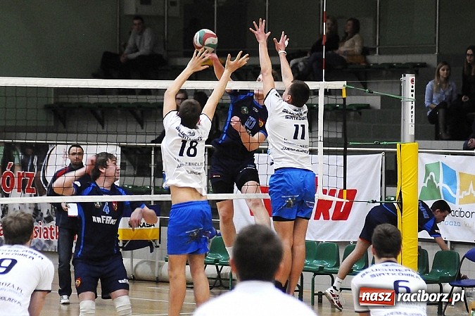 Zdjęcie w galerii na portalu naszraciborz.pl: Siatkarze AZS-u Rafako znów bez punktów wiadomości z regionu