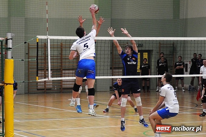 Zdjęcie w galerii na portalu naszraciborz.pl: Siatkarze AZS-u Rafako znów bez punktów wiadomości z regionu