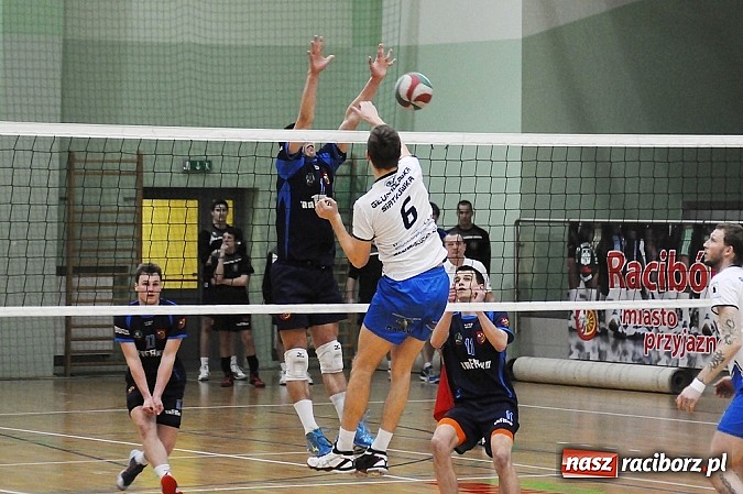 Zdjęcie w galerii na portalu naszraciborz.pl: Siatkarze AZS-u Rafako znów bez punktów wiadomości z regionu