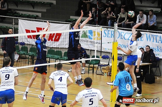 Zdjęcie w galerii na portalu naszraciborz.pl: Siatkarze AZS-u Rafako znów bez punktów wiadomości z regionu