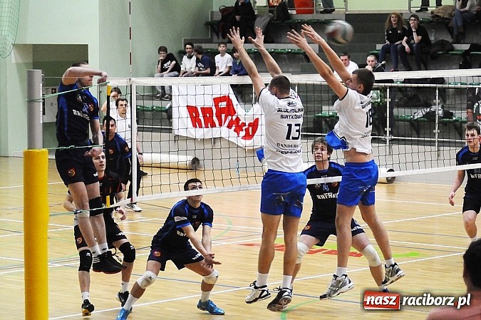 Zdjęcie w galerii na portalu naszraciborz.pl: Siatkarze AZS-u Rafako znów bez punktów wiadomości z regionu