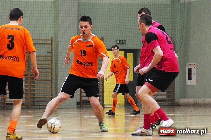 Zdjęcie w galerii na portalu naszraciborz.pl: Niespodzianka w HLPN. Hyrbud popsuł plany Pokryciom wiadomości z regionu