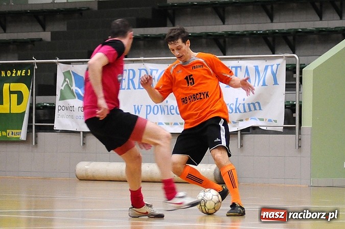 Zdjęcie w galerii na portalu naszraciborz.pl: Niespodzianka w HLPN. Hyrbud popsuł plany Pokryciom wiadomości z regionu