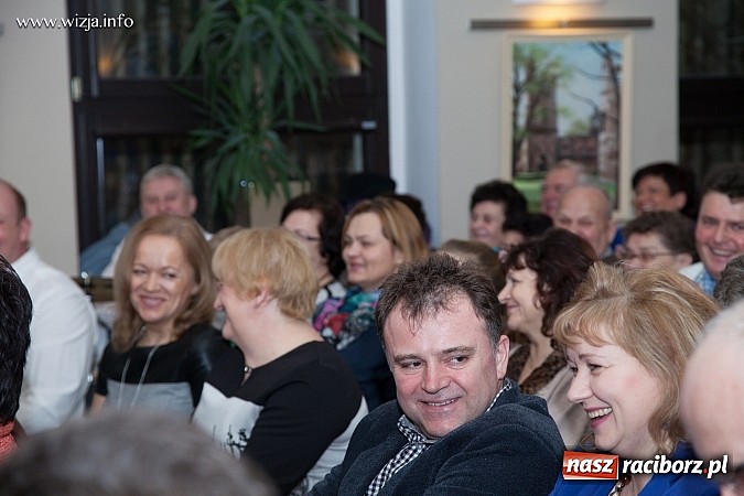 Zdjęcie w galerii na portalu naszraciborz.pl: Kabaret z Bolesławia rozbawił w Tworkowie publiczność do łez wiadomości z regionu