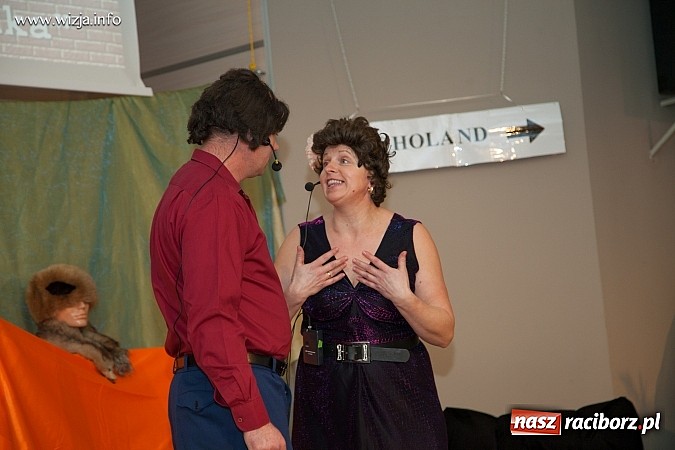 Zdjęcie w galerii na portalu naszraciborz.pl: Kabaret z Bolesławia rozbawił w Tworkowie publiczność do łez wiadomości z regionu