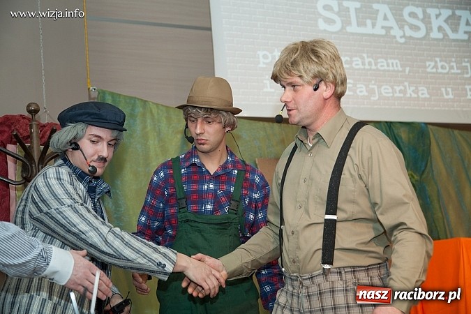 Zdjęcie w galerii na portalu naszraciborz.pl: Kabaret z Bolesławia rozbawił w Tworkowie publiczność do łez wiadomości z regionu