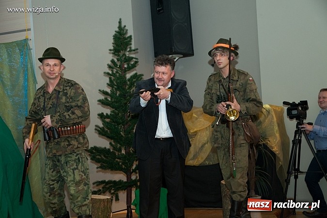 Zdjęcie w galerii na portalu naszraciborz.pl: Kabaret z Bolesławia rozbawił w Tworkowie publiczność do łez wiadomości z regionu