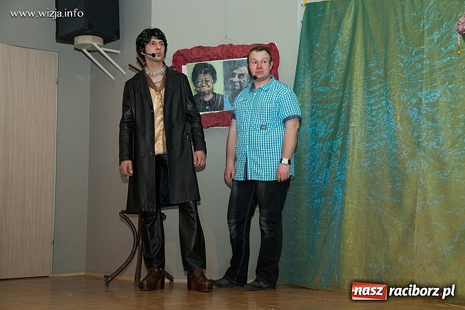 Zdjęcie w galerii na portalu naszraciborz.pl: Kabaret z Bolesławia rozbawił w Tworkowie publiczność do łez wiadomości z regionu