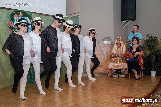 Zdjęcie w galerii na portalu naszraciborz.pl: Kabaret z Bolesławia rozbawił w Tworkowie publiczność do łez wiadomości z regionu