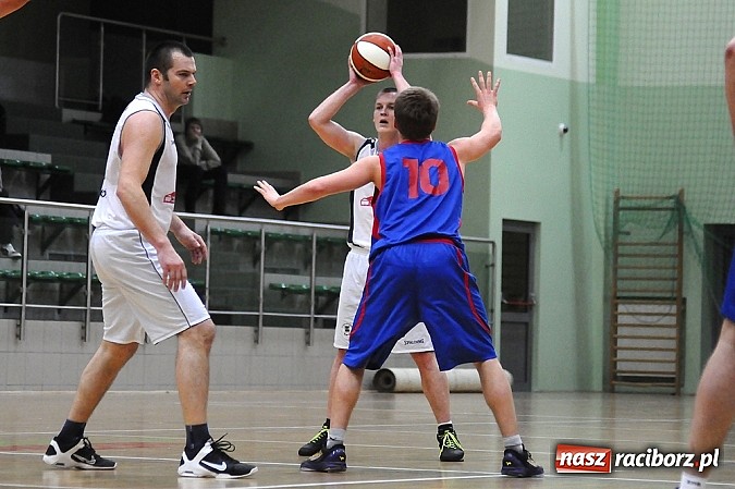 Zdjęcie w galerii na portalu naszraciborz.pl: Lekcja koszykówki dla Ofensywy wiadomości z regionu