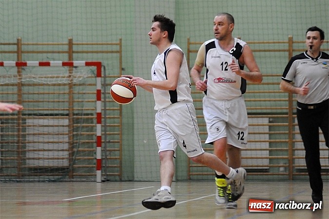 Zdjęcie w galerii na portalu naszraciborz.pl: Lekcja koszykówki dla Ofensywy wiadomości z regionu