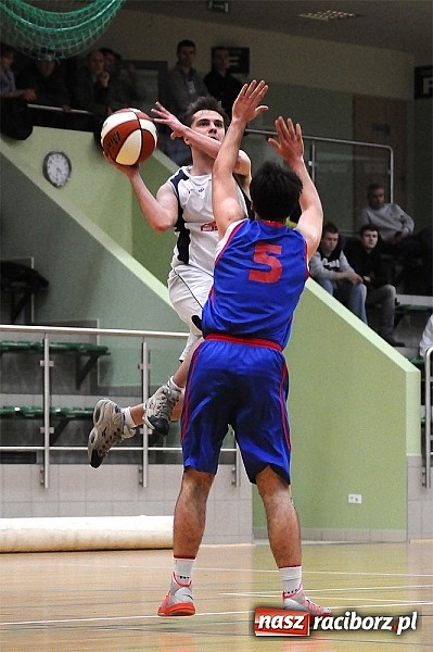 Zdjęcie w galerii na portalu naszraciborz.pl: Lekcja koszykówki dla Ofensywy wiadomości z regionu