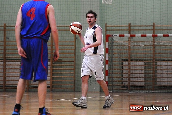 Zdjęcie w galerii na portalu naszraciborz.pl: Lekcja koszykówki dla Ofensywy wiadomości z regionu