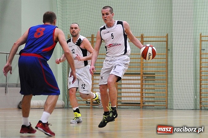 Zdjęcie w galerii na portalu naszraciborz.pl: Lekcja koszykówki dla Ofensywy wiadomości z regionu