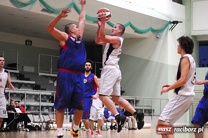 Zdjęcie w galerii na portalu naszraciborz.pl: Lekcja koszykówki dla Ofensywy wiadomości z regionu