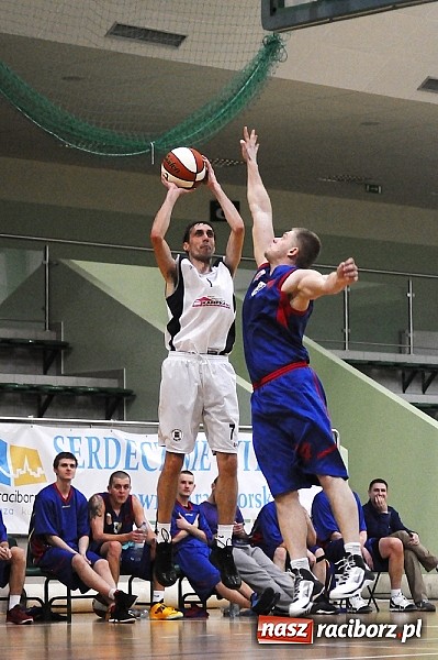 Zdjęcie w galerii na portalu naszraciborz.pl: Lekcja koszykówki dla Ofensywy wiadomości z regionu