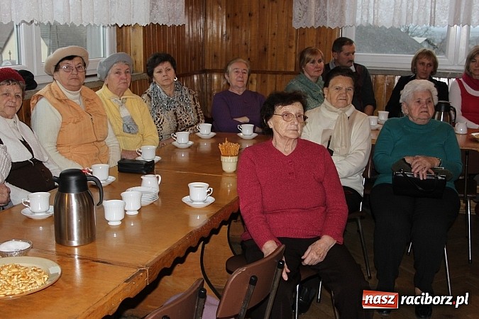 Zdjęcie w galerii na portalu naszraciborz.pl: Z Wojnowic do Ziemi Świętej. Wiecz&oacute;r wspomnień wiadomości z regionu