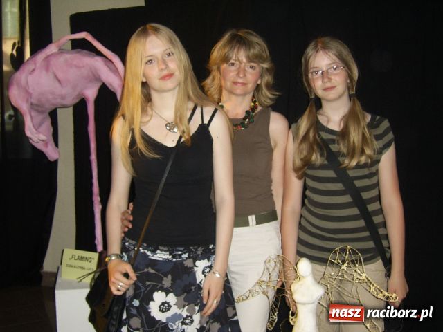 Zdjęcie w galerii na portalu naszraciborz.pl: Forma i kolor w rzeźbie wiadomości z regionu