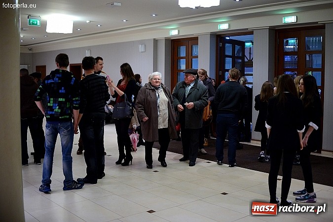 Zdjęcie w galerii na portalu naszraciborz.pl: SKAZA ze swoimi spektaklami na życzenie raciborzan wiadomości z regionu