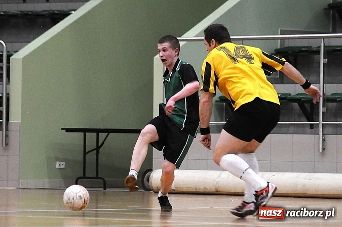 Zdjęcie w galerii na portalu naszraciborz.pl: Wychylylybymy wygrywają w hicie weekendu wiadomości z regionu