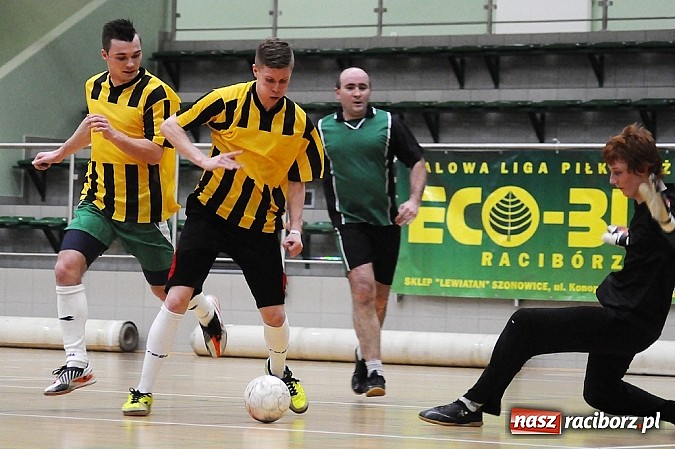 Zdjęcie w galerii na portalu naszraciborz.pl: Wychylylybymy wygrywają w hicie weekendu wiadomości z regionu