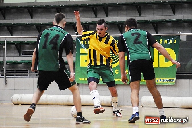 Zdjęcie w galerii na portalu naszraciborz.pl: Wychylylybymy wygrywają w hicie weekendu wiadomości z regionu