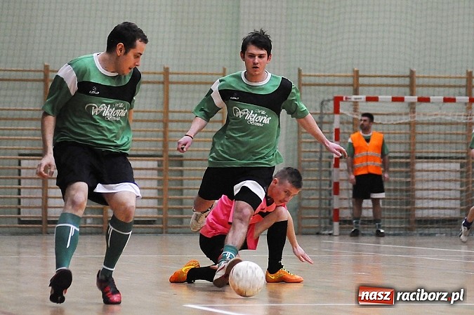 Zdjęcie w galerii na portalu naszraciborz.pl: Wychylylybymy wygrywają w hicie weekendu wiadomości z regionu